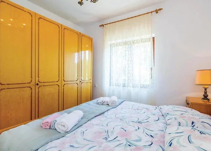 2 Bedroom In Viskovo